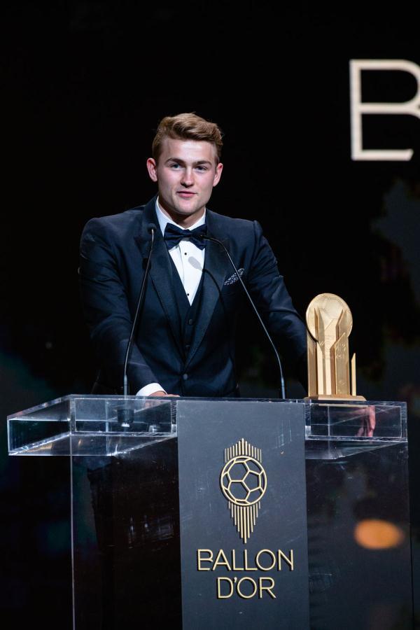 2019年度"金球奖"颁奖典礼在巴黎举行