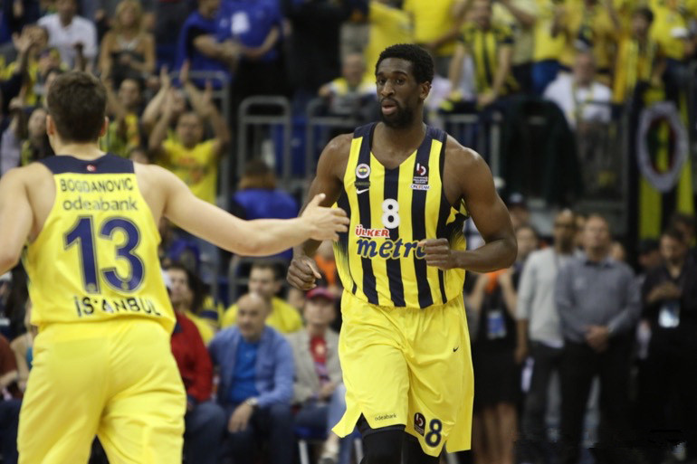 4人确诊新冠病毒费内巴切篮球队遭遇困境尤度还想回老东家吗