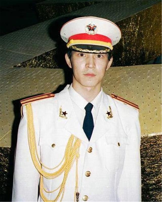 还记得《倚天屠龙记》里的宋青书吗?17年过去了,如今他成这样