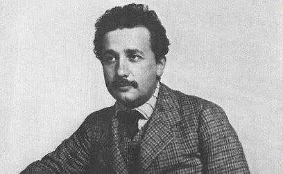 宇宙|地球为什么能悬浮在宇宙中，没有掉下去？