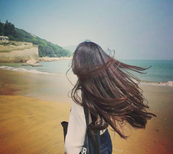 情感测试哪个女孩的背影最悲伤测你喜欢的人是否喜欢你