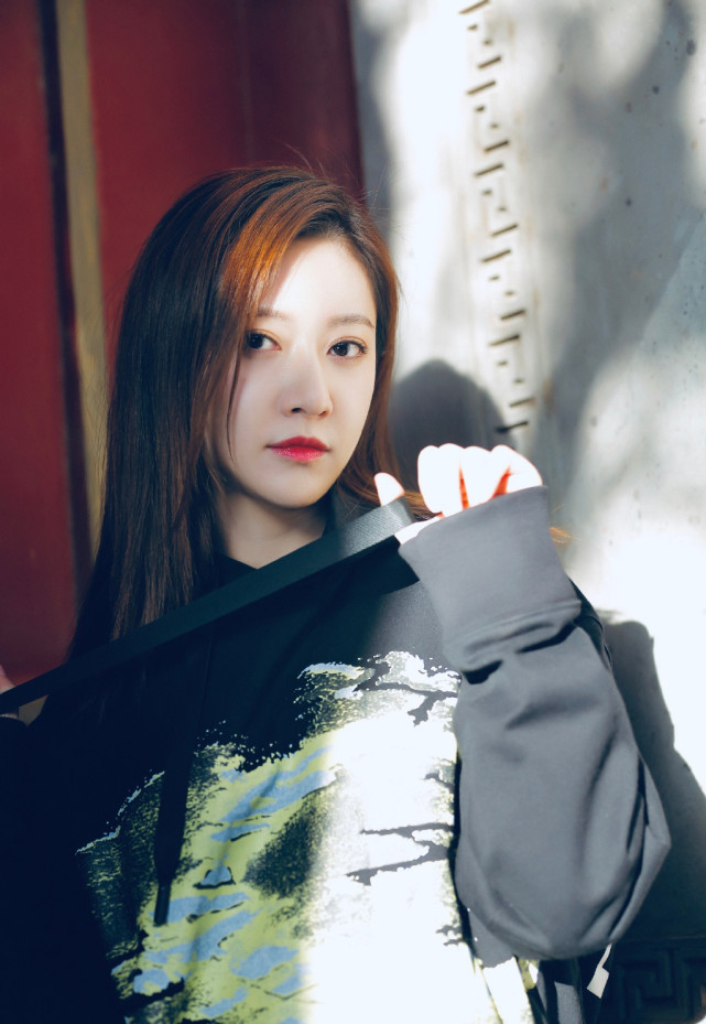 余玥洋气潮流街拍