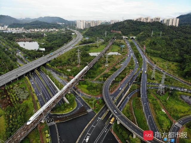 定了珠机城轨每天开行23对动车10对从广州南直达横琴长隆