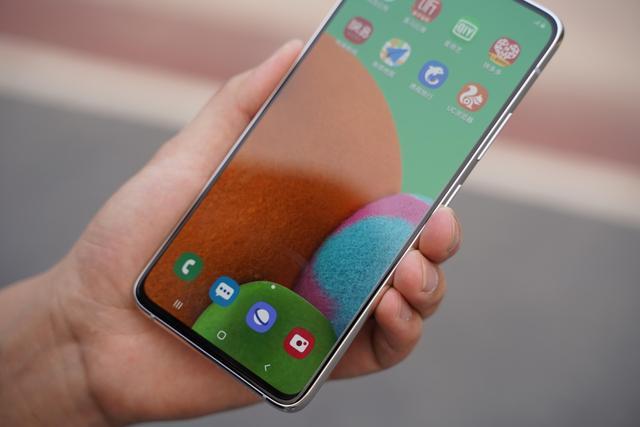 三星galaxy a90 5g的5g体验媲美高端机?掌握核心技术是关键