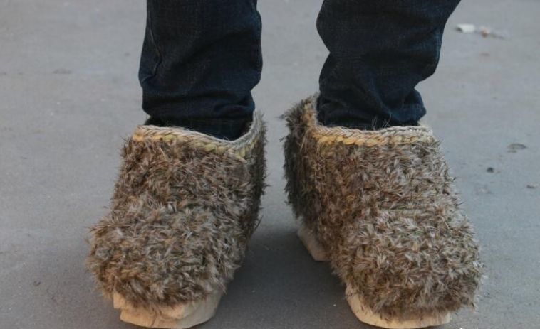 想起那些有趣的人和事就会想起当年的草鞋年长的上蔡人只要一穿棉鞋又