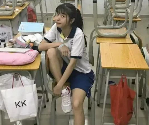 98%初中生都干过的"害羞事",特别最后1件,网友:内容尤为真实!