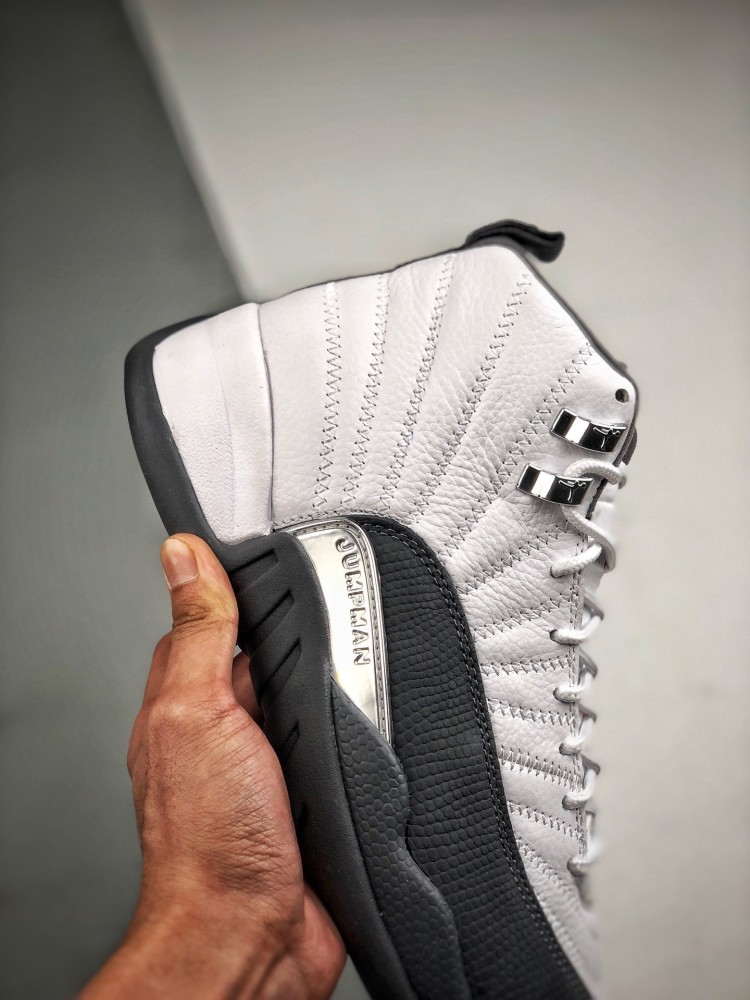 aj12retro复刻（aj12莆田复刻）-第1张图片-潮百科