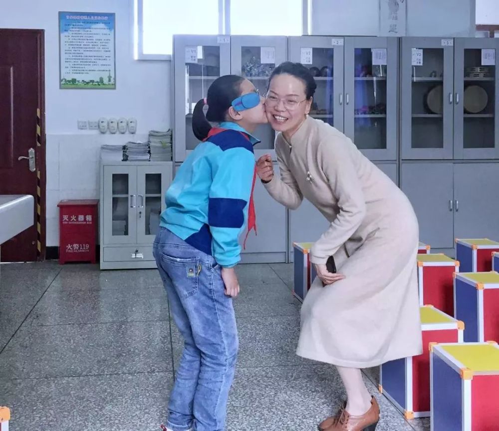 解救"失语花",台州援川女教师苏丹丹用音乐创造奇迹