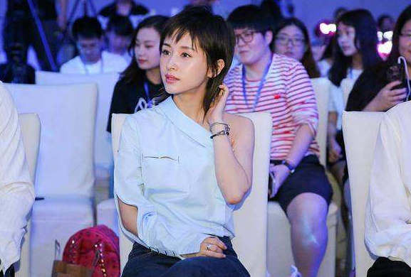 贾乃亮交往6年的前女友,名声人气好过李小璐,网友:亮亮后悔不