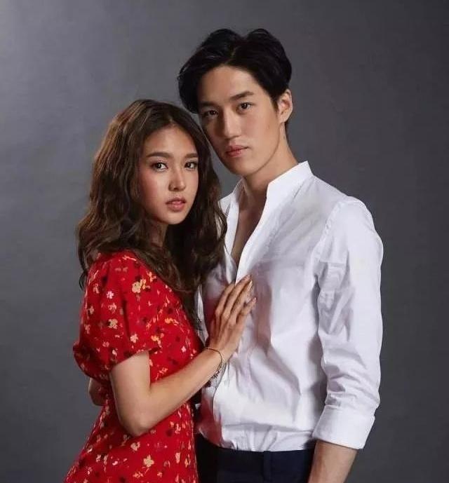 这应该是2019最火泰剧了男女主吻戏燃爆