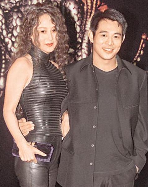 利智为何没嫁给赌王反而嫁给已婚李连杰看看赌王老婆使啥招了