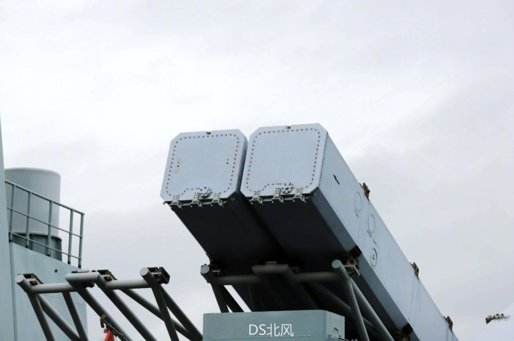 颜值担当装上米波雷达:出口版054a魔改太给力,性能全面碾压自用型号