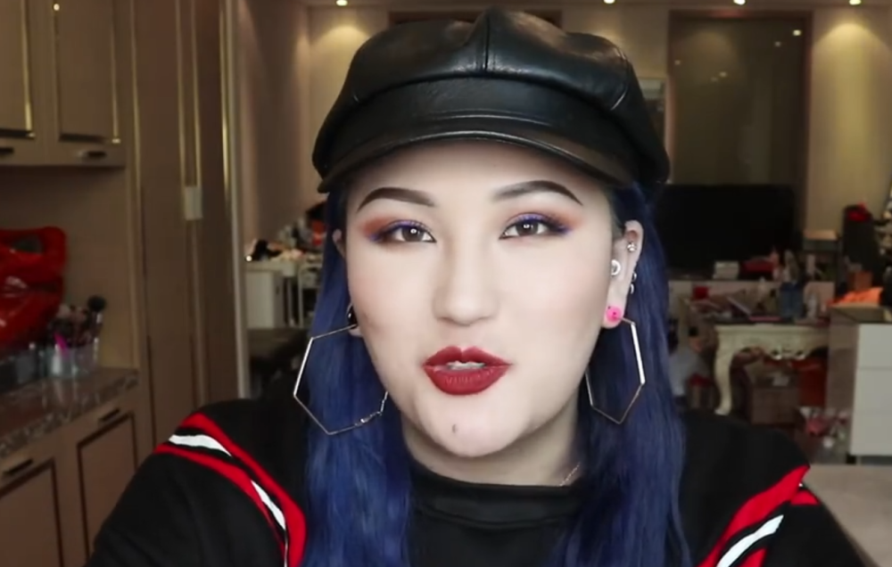 赤木刚宪花200元请人化妆,看到成品效果后,韩美娟都不敢认吧!