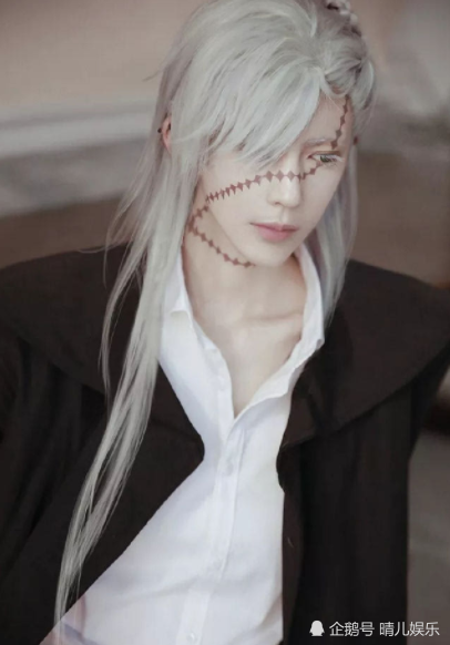 男装大佬熊祁cos工藤新一当她转身那一刹那瞬间迷倒万千少女