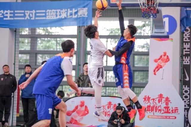 苹果能登录九游吗战术板上的智能体协同示意
