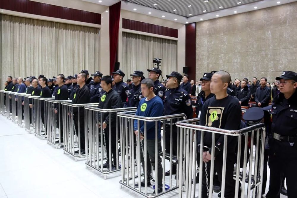 山阴黑老大一审被判25年!