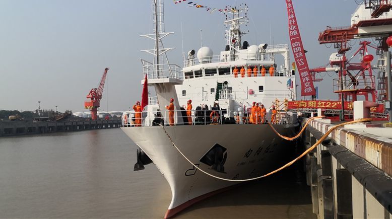 距离最近的日冕观测结果发布;我国3000吨级大型浮标船问世