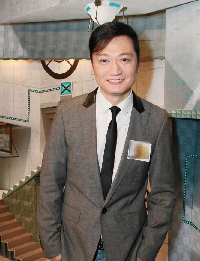 原本陶大宇都对现状保持很满足,但因为九十岁的妈妈摔伤尾龙骨大病初