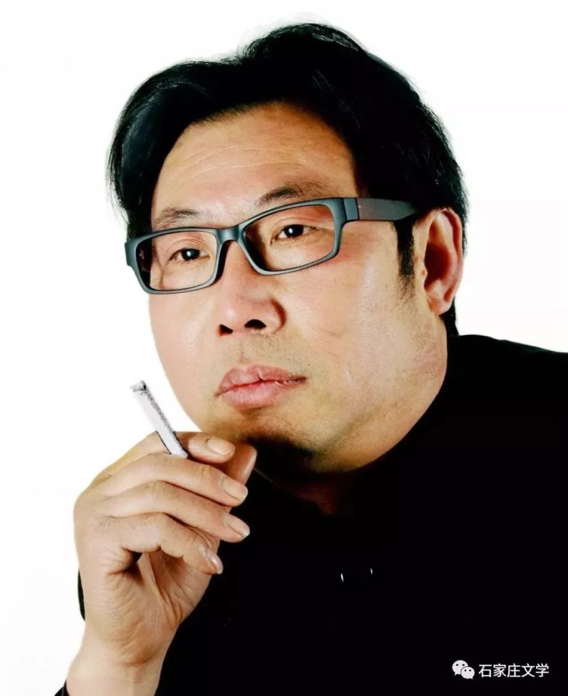 河北省散文学会副会长,河北省民俗文化协会副秘书长,河北省文化名人