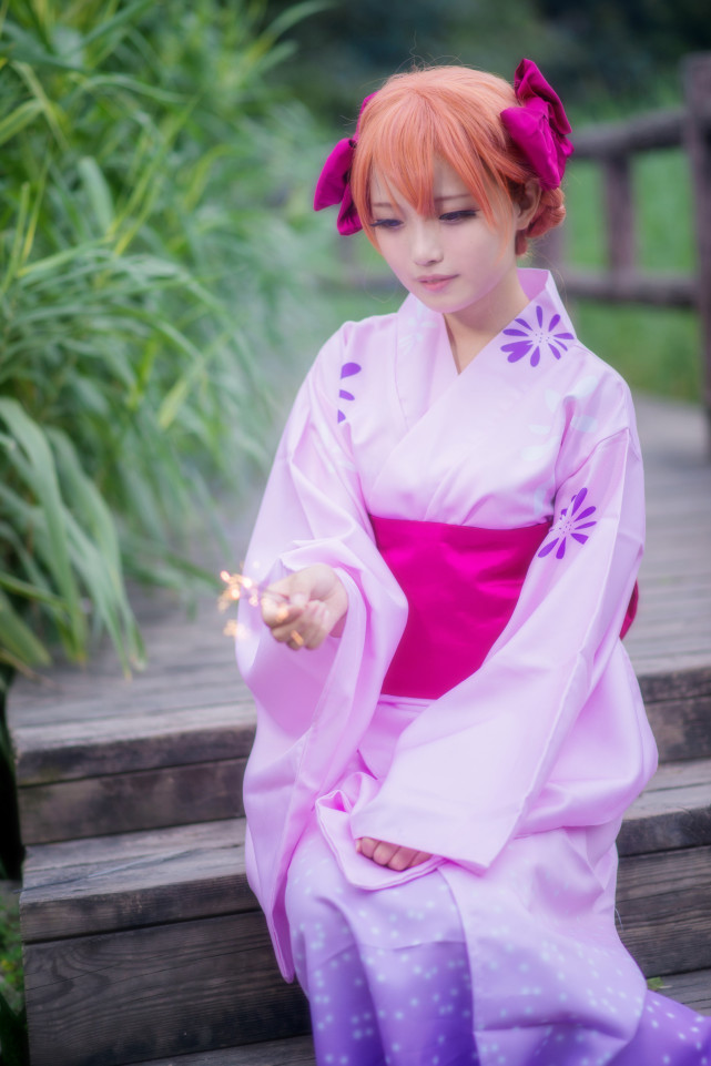 大脑洞少女佐仓千代,coser小姐姐身着浴衣甜美可人