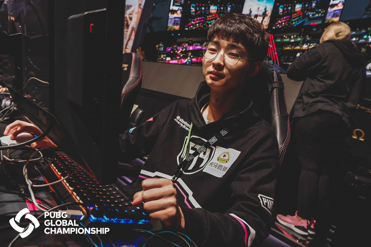 绝地求生:longskr直播谈与omg关系,选手没矛盾,粉丝