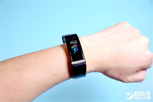 可独立记录运动轨迹华为手环4pro图赏
