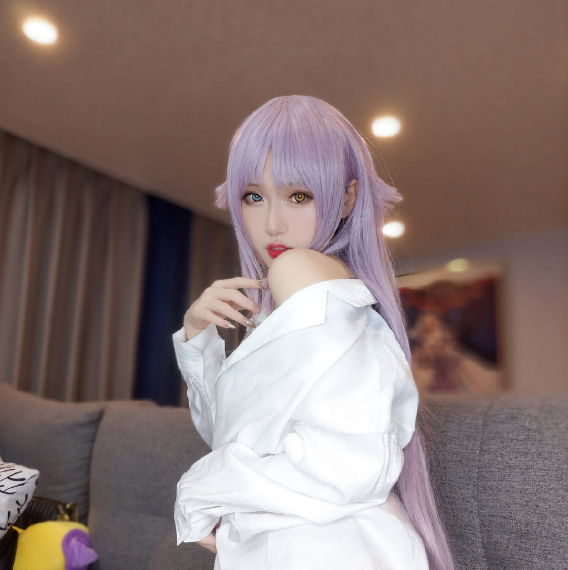 腐团儿cos小猫女,樱桃小嘴,娃娃脸萌炸了,男粉:想带回家!