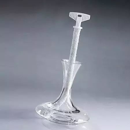 醒酒器总是洗不干净,到底怎么办?