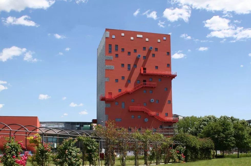 意大利历史上第一所设计学院:米兰工业设计学院