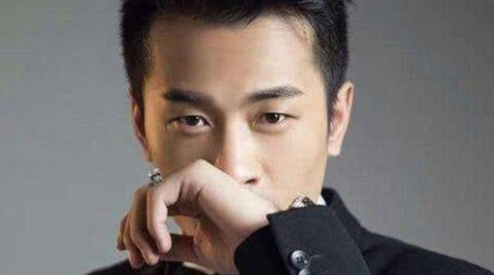 快手土豪刷礼物排行_快手三位最大刷客,辛巴只排在第三,第一狂刷七千万!