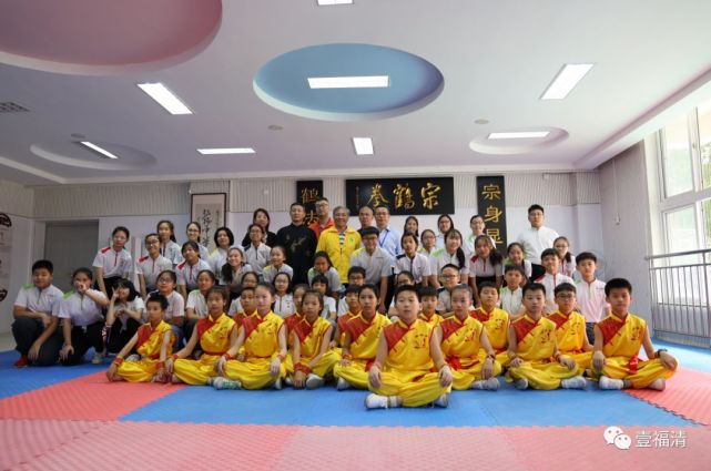 2013年10月,宗鹤拳走进滨江小学,成为学校建设"三声"校园文化的特色