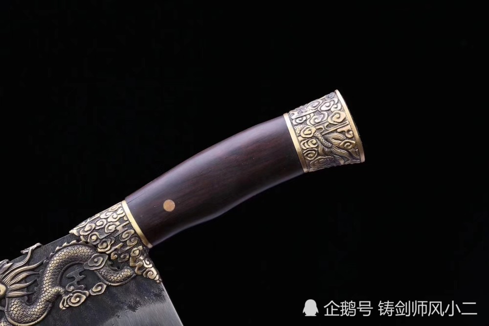 玄铁大砍刀飞龙在天