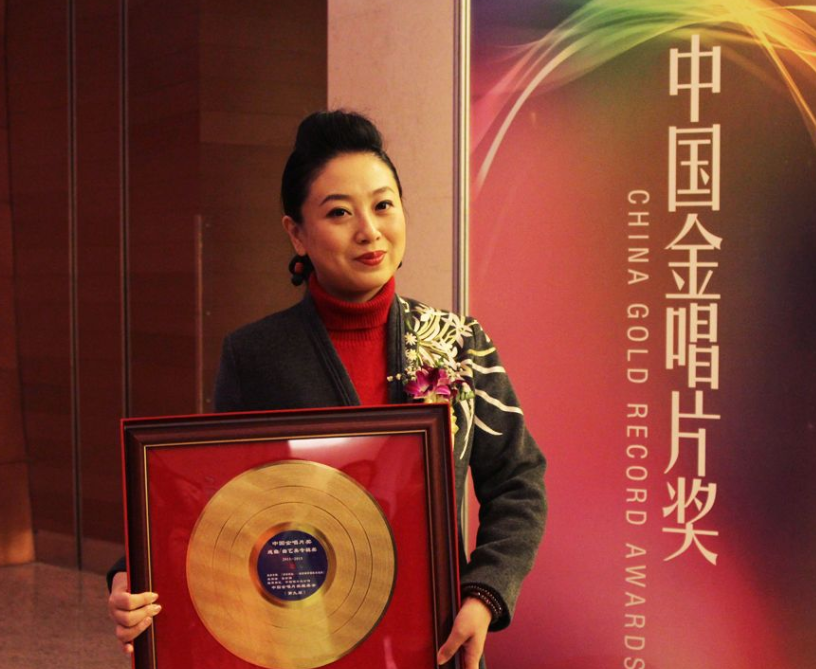 痛哭,年仅41岁京剧演员姜亦珊去世,天妒英才