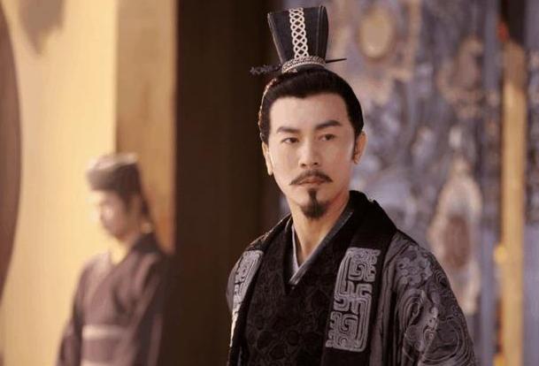 心狠手辣的李昪欲用毒酒杀了弟弟徐知询徐知询酒一人一半