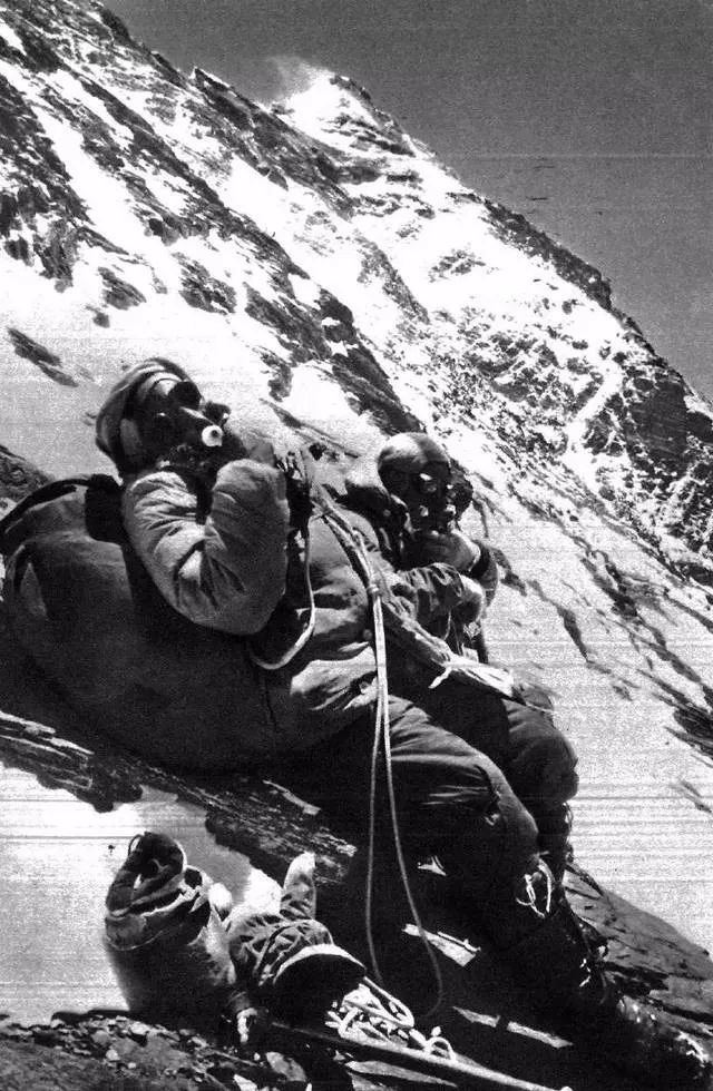 为什么中国人1960年登顶珠峰不为西方人承认 腾讯新闻