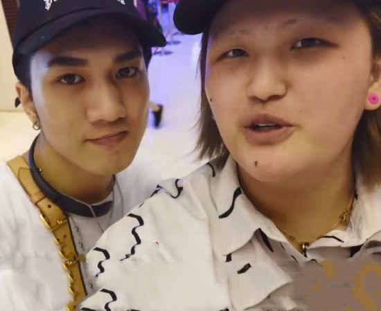 韩美娟转发赤木刚宪微博,看到他喊对方的称呼,有种齁甜的感觉