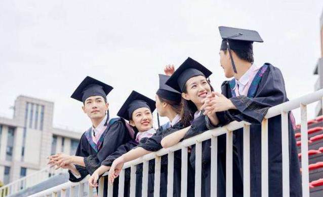 没有学历文凭的人都在做什么工作，劳苦一辈子打工吗？答案很现实