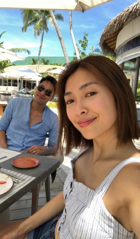 撇囝囝蜜游马尔代夫 陈智燊夫妇心挂挂