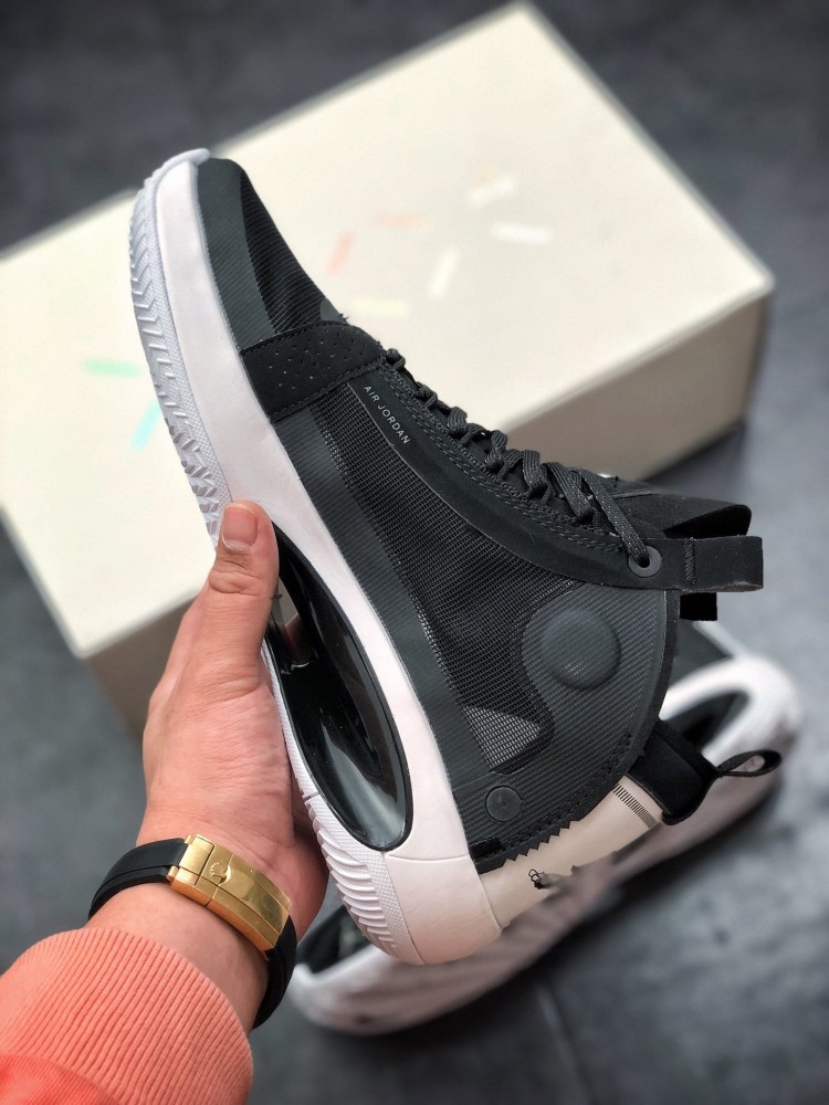 airjordan34日全食配色开箱测评开窗气垫容易被割破吗