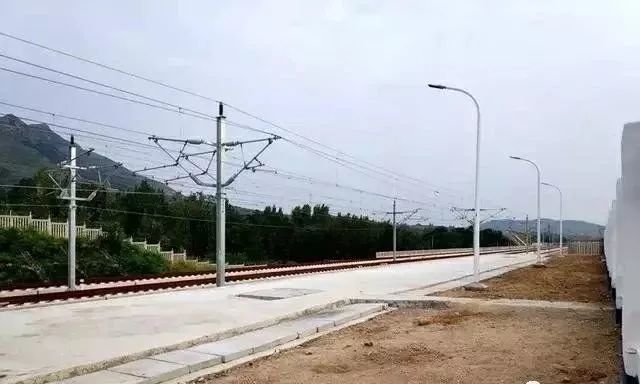 默默无闻的南阳高铁拐河北站,你知道为啥叫越行站吗?