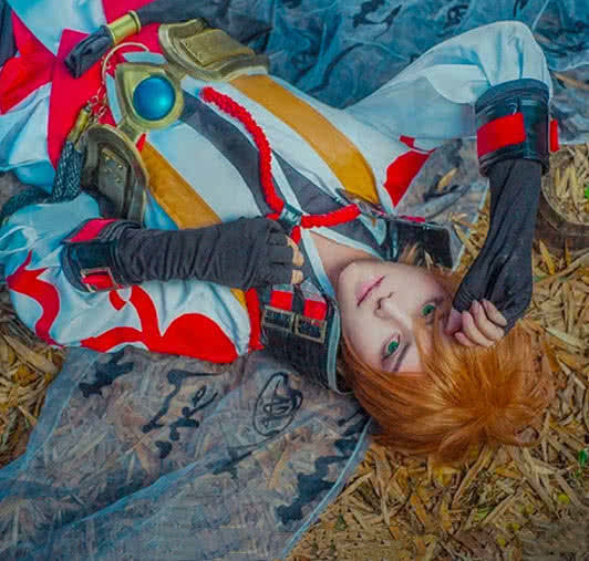 王者:大佬cos信白cp,李白绝地"击杀"韩信,结局扛不住