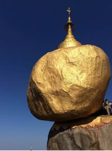 中国神秘金属巨石图片