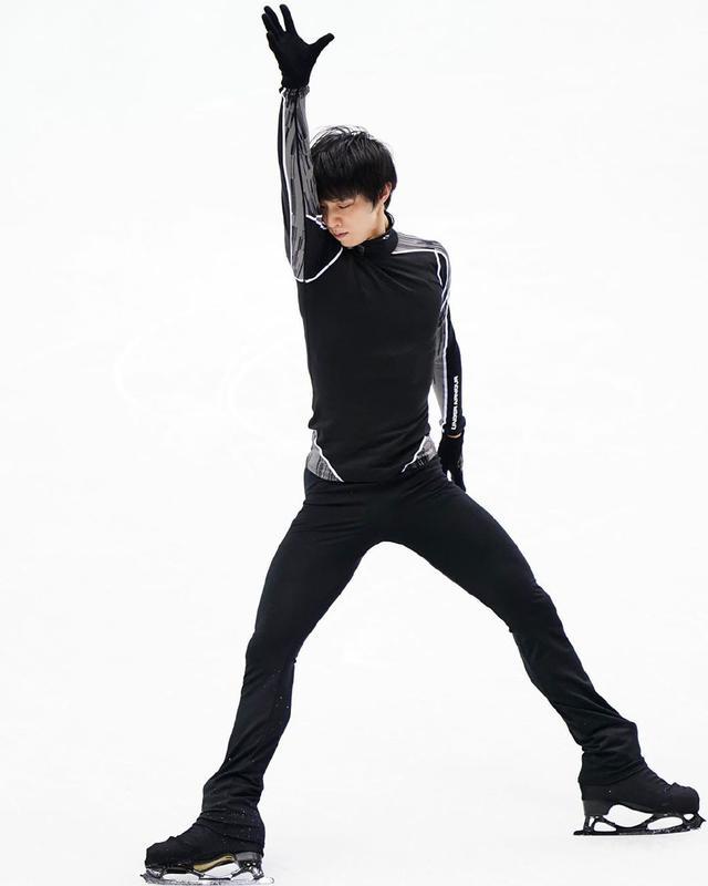 羽生结弦拿出最强配置全力一搏教练终于到了迟到竟是这个原因