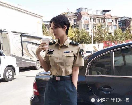 张馨予《号手就位》演女军人没问题,但在妆容上还应更注意
