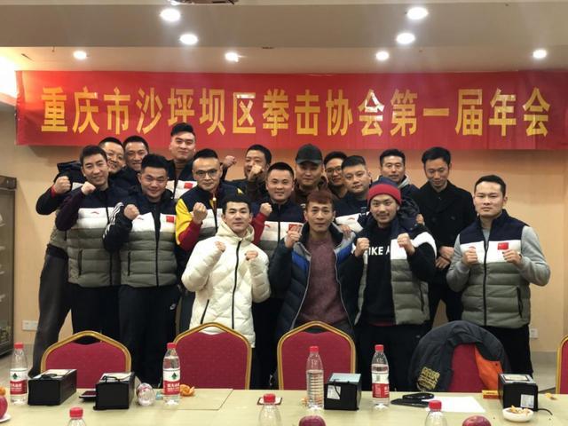 不过说起最困难的时候,还是打比赛前的减重,打66公斤级比赛,周瑞东要