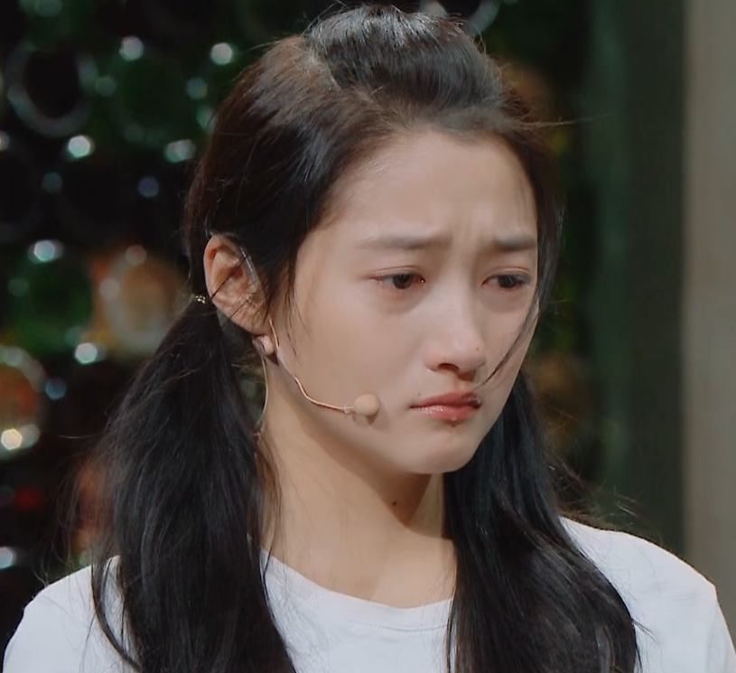 关晓彤演技到底有多好?哭戏时连口水也流下来了,演技让观众感动