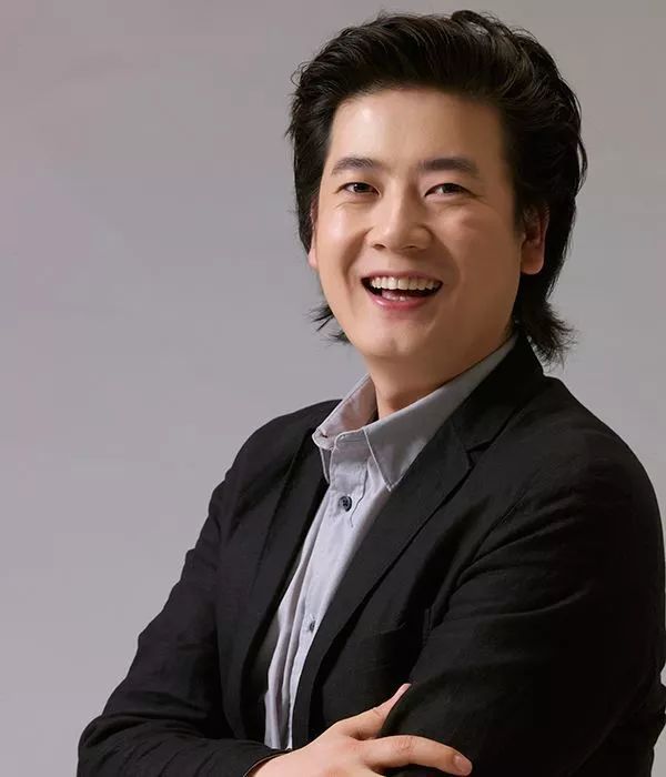 9《最美文化人》本期嘉宾 —— 男高音歌唱家 王泽南