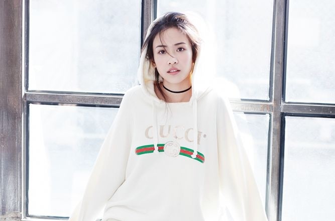 请问《庆余年》的编剧是什么"叠词精"吗?