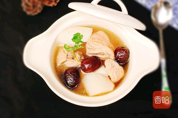 红枣山药煲鸡汤