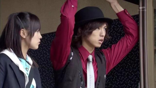 而作为本作反派的怪人势力——园咲家族,在这个家族里发生的一幕幕尔